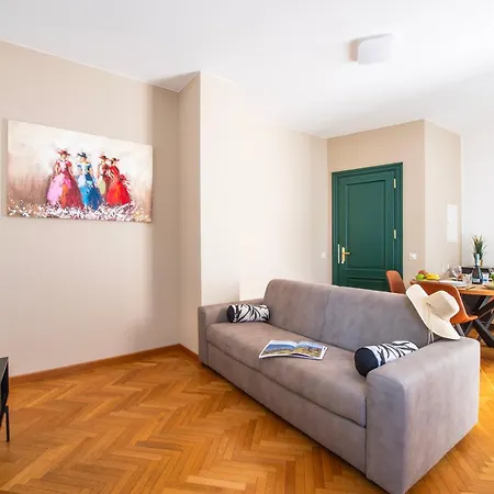 - Happy Apartment *